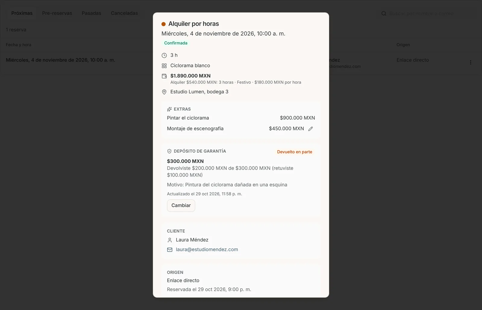 Detalle de la reserva con el depósito devuelto en parte y el motivo