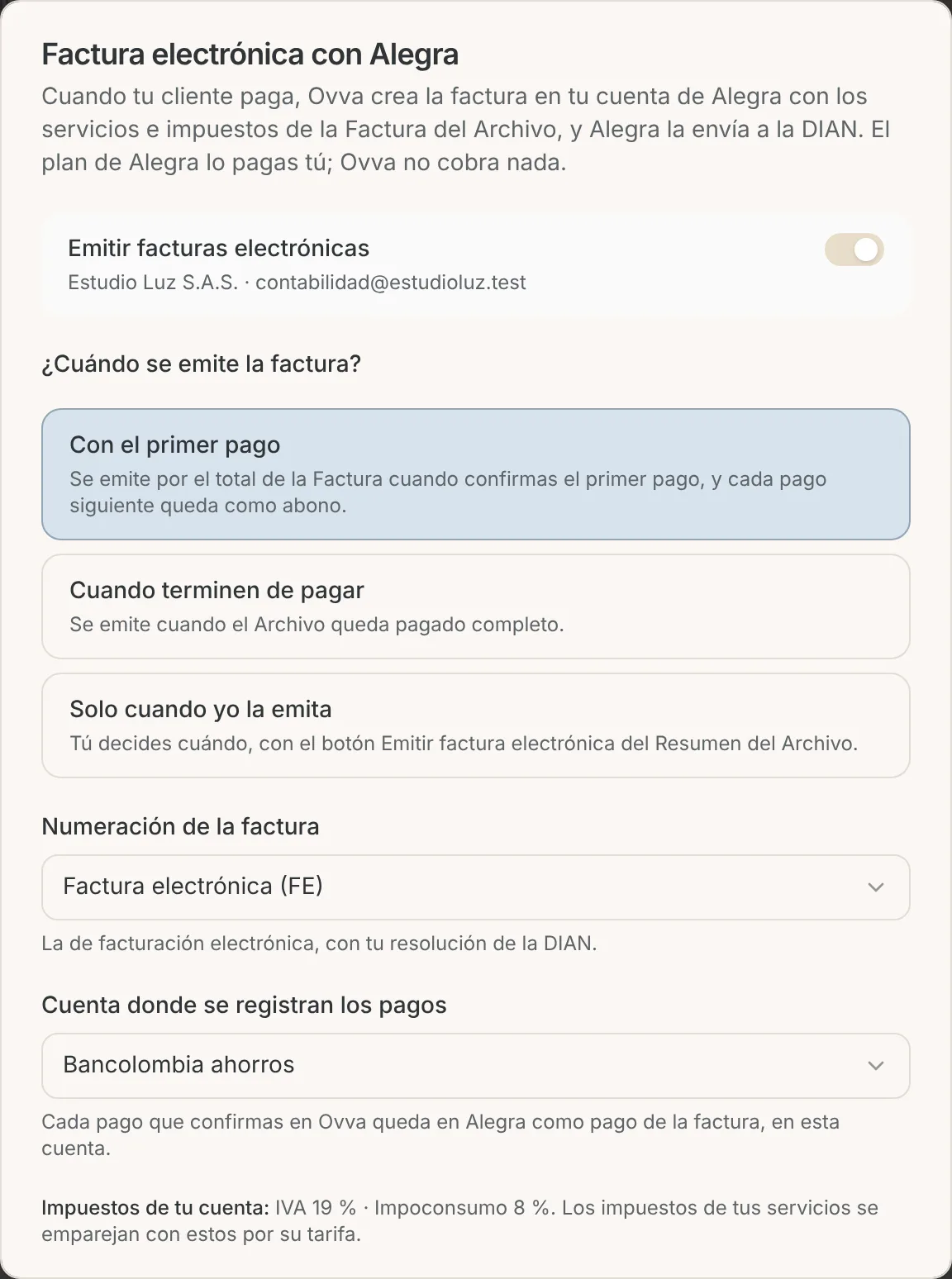 Configuración de Alegra con ¿Cuándo se emite la factura?, la numeración, la cuenta de los pagos y los impuestos de la cuenta