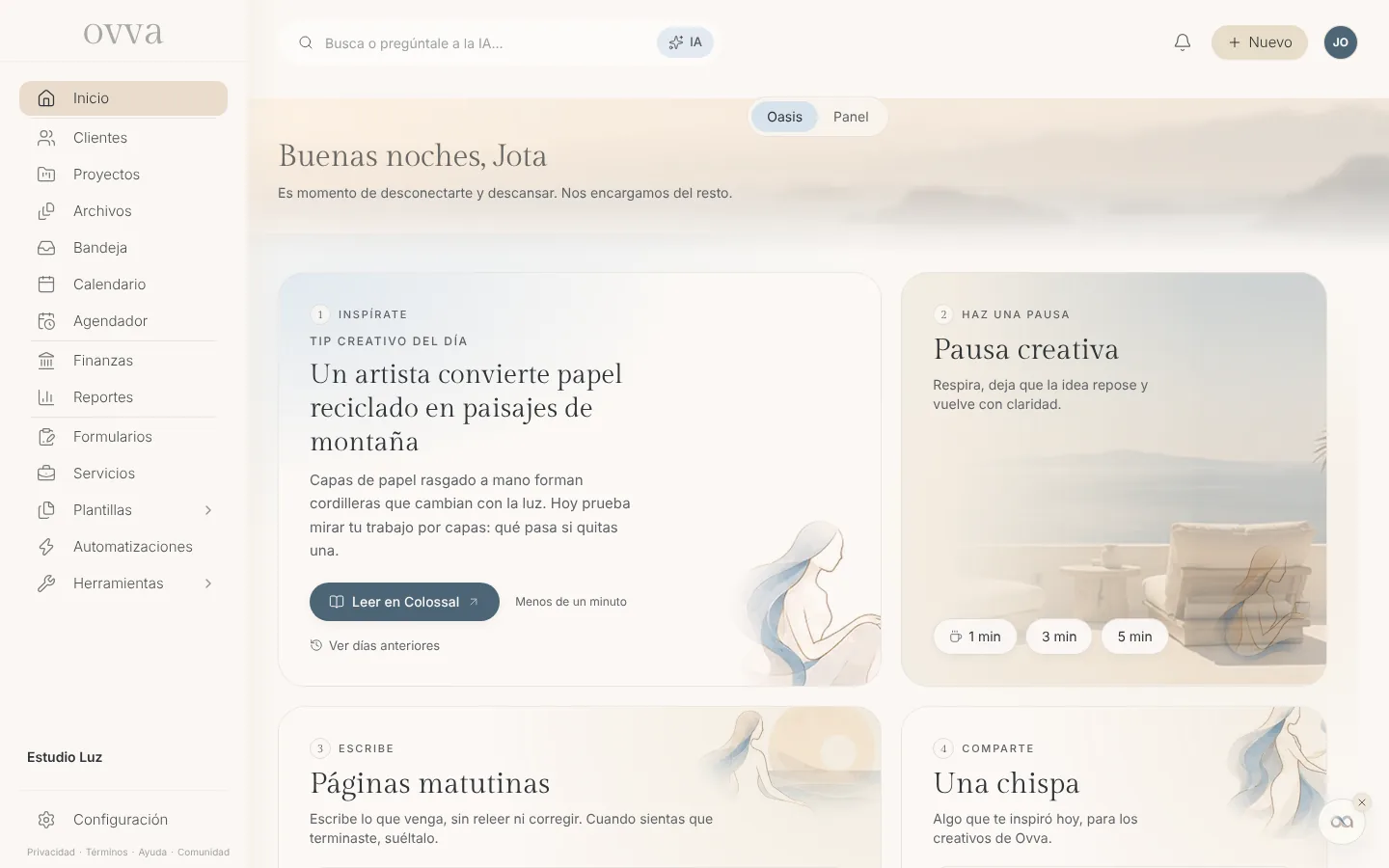 Inicio en el Oasis en el computador: el selector Oasis y Panel centrado arriba, el tip creativo del día y la Pausa creativa