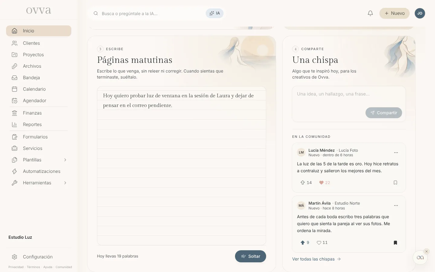 Páginas matutinas en el Oasis con texto escrito en la hoja y el botón Soltar