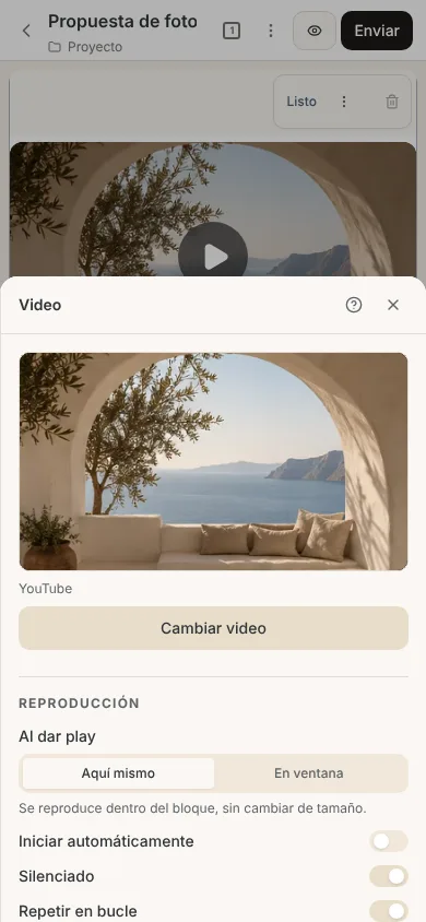 Panel de opciones del video en un teléfono, abierto como hoja desde abajo