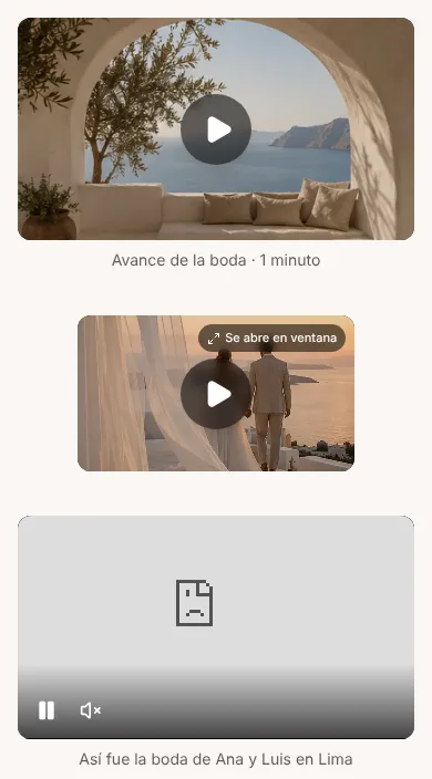 Tres bloques de video en un teléfono: uno con su leyenda, uno que se abre en ventana y uno que se reproduce solo con controles mínimos